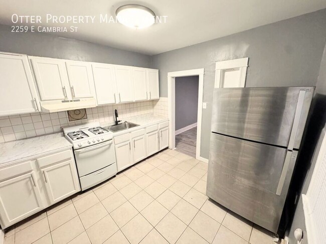 Primary Photo - Beautiful 3BR/1BA Port Richmond Home with ...