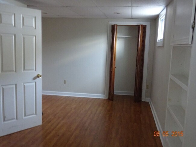 Building Photo - 1408 Jennelle Rd