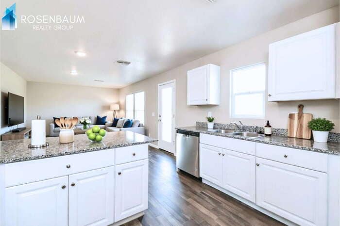 Building Photo - 8764 W Reventon Dr