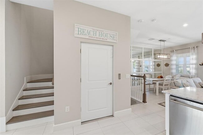 Building Photo - 2516 Coral Ct.