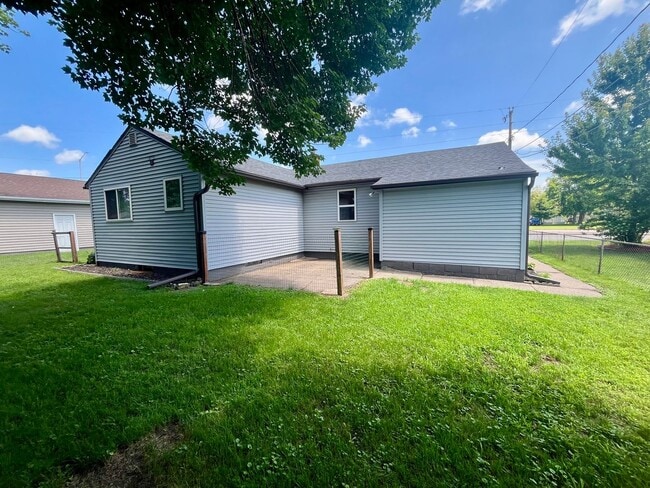 Building Photo - 3 Bed 1 Bath Single Family Home in Wausau