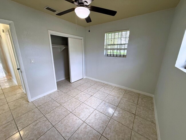 Building Photo - 2401 NW 170th St