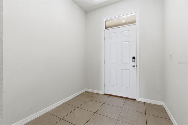 Building Photo - 424 Newmont Cir