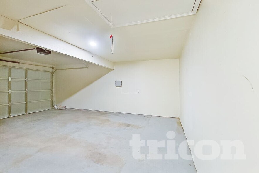 Building Photo - 1610 Pilot Way
