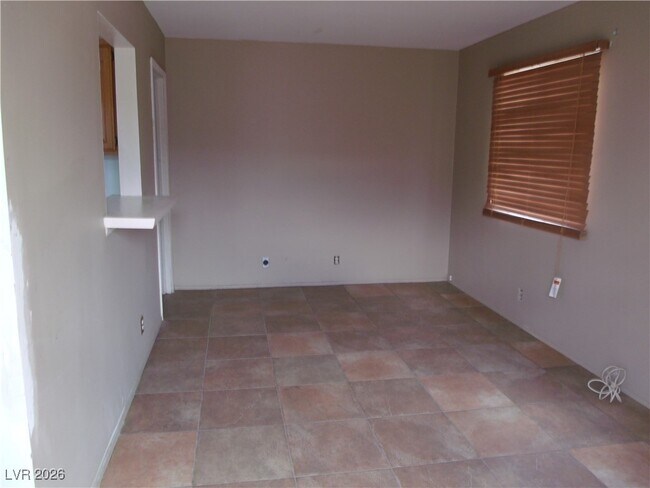 Building Photo - 571 National St