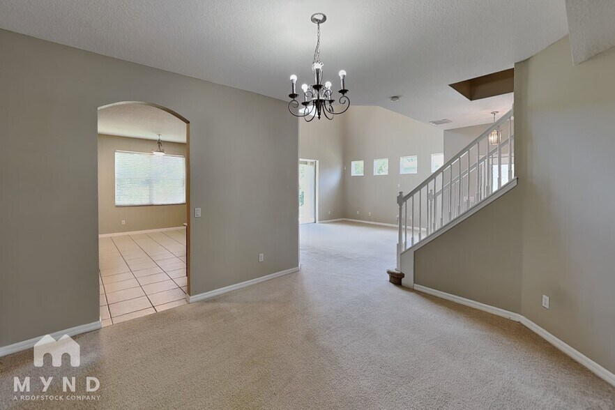 Building Photo - 1460 Travertine Terrace
