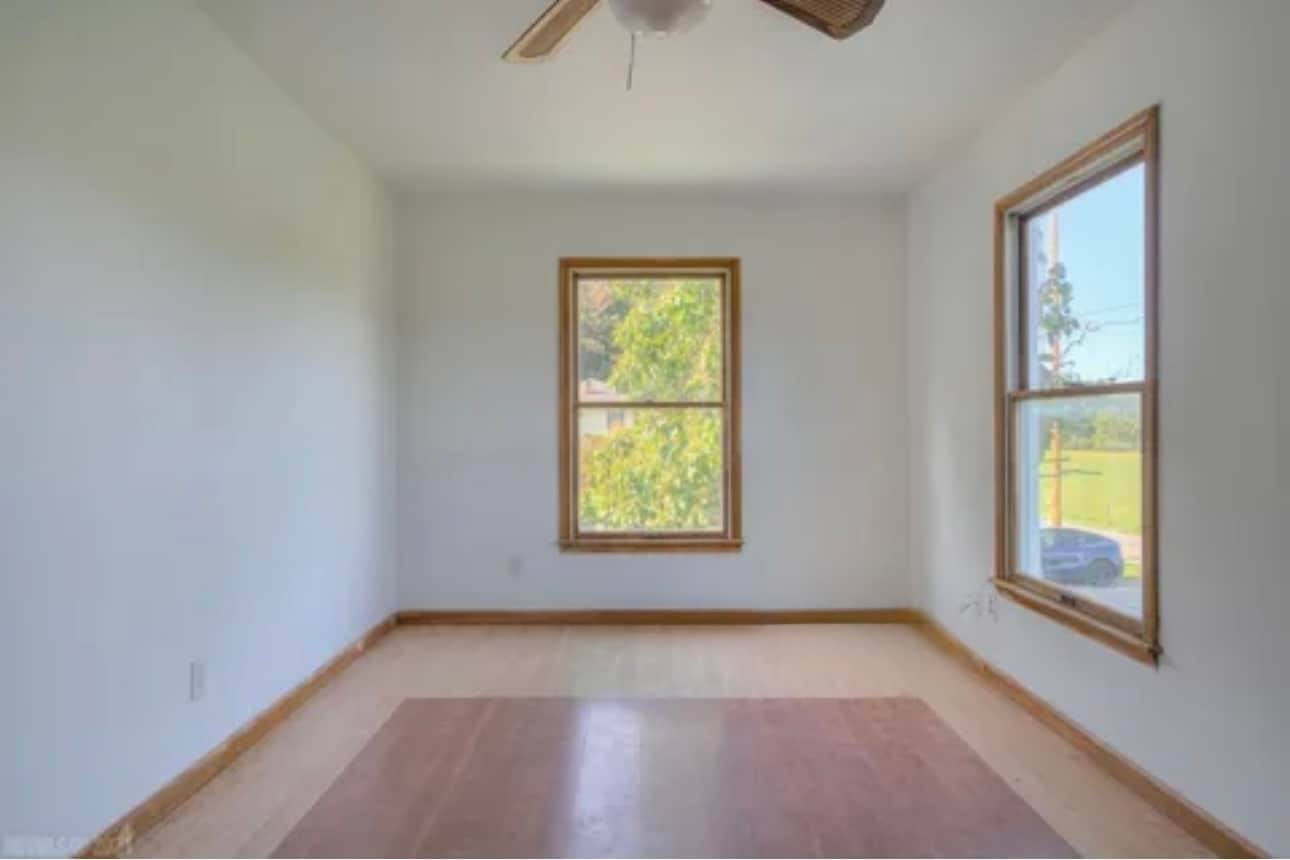 Building Photo - 5163 Whitethorne Rd