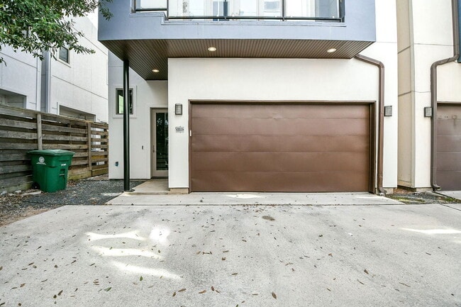 Building Photo - 3215 Garrow St