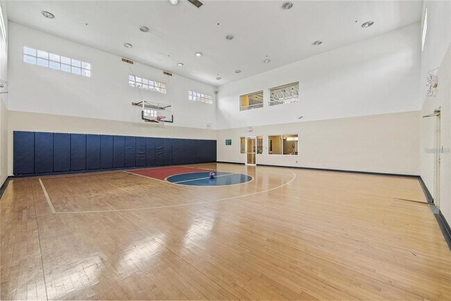 Building Photo - 2400 Feather Sound Dr