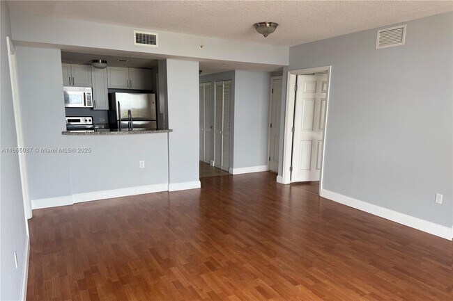 Primary Photo - 900 SW 8th St