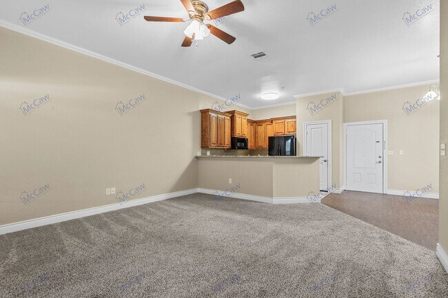 Building Photo - 301 County Rd 207