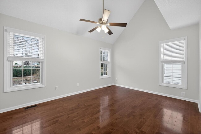 Building Photo - 1010 Trail Stream Way