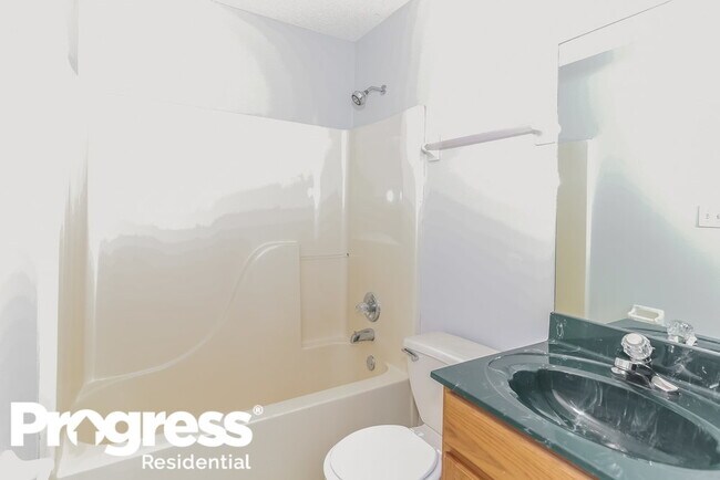 Building Photo - 1024 Jessa Cove