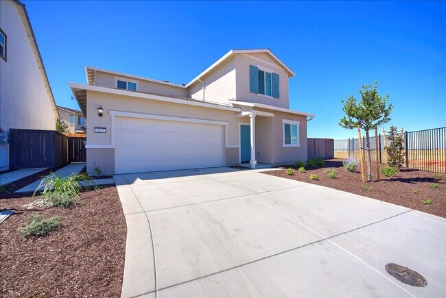 Building Photo - 3685 Vestland Ct