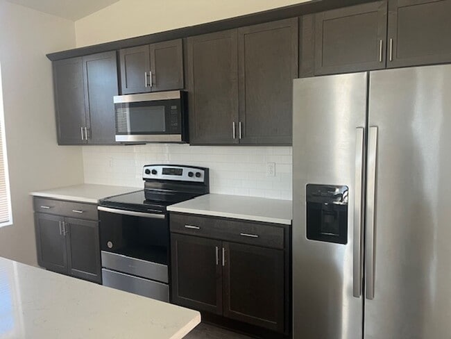 Building Photo - For Rent – 3 Bed | 2 Bath single family ho...