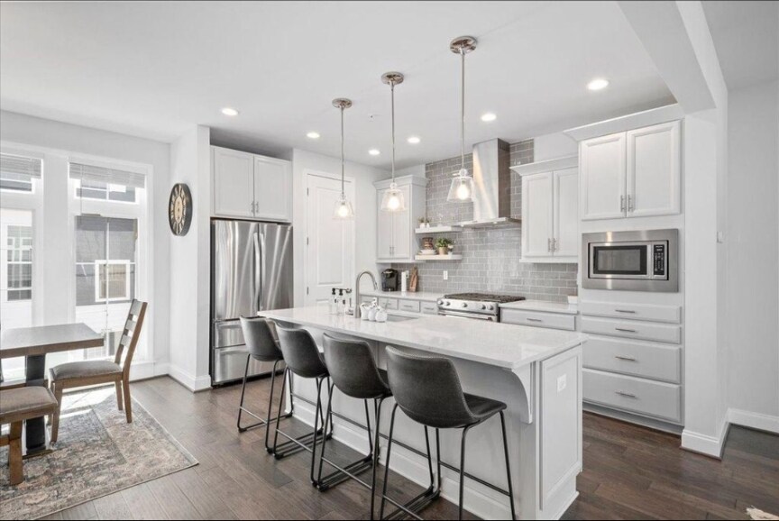 Building Photo - 2131 Westcott Ln