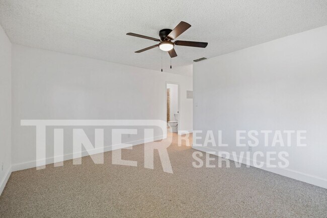 Building Photo - 6406 Winding Way