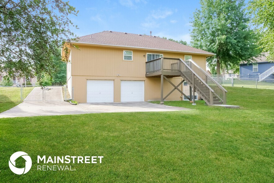 Building Photo - 406 Brookside Cir