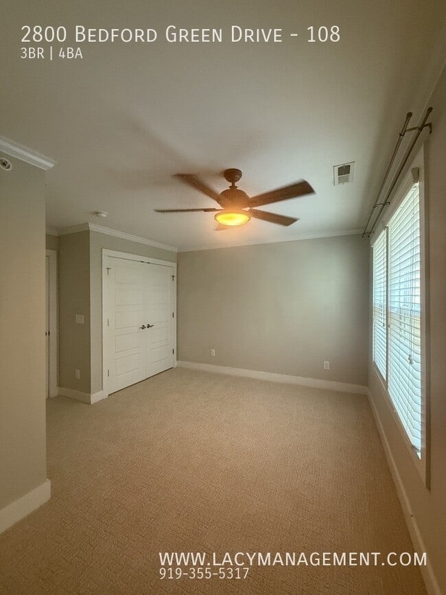 Building Photo - 2800 Bedford Green Dr