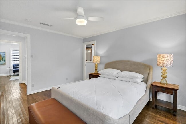 Building Photo - 3816 Collinwood Ave