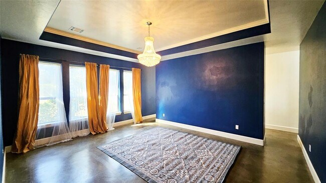Building Photo - 6301 Hilltop Dr