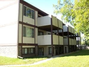 Building Photo - 523 Hanna Ct