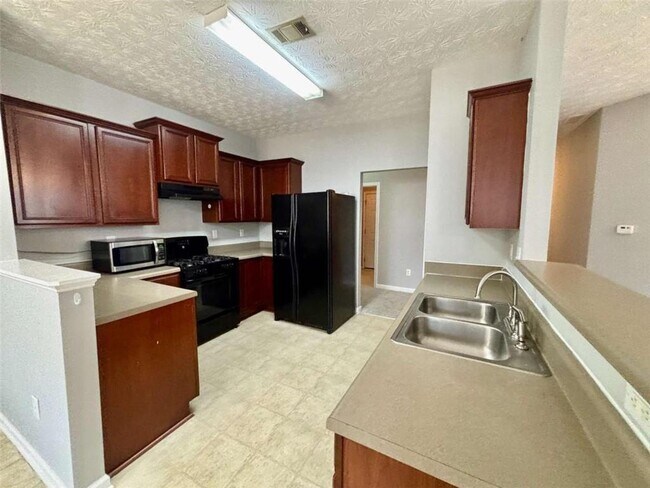 Building Photo - 889 Clairidge Elm Trail SW
