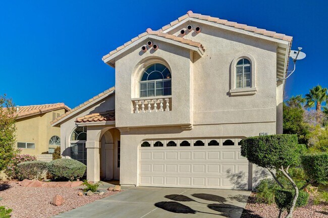 Building Photo - Tri-Level Home with Pool & Spa in Henderson, 89074