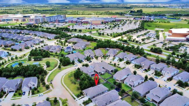 Building Photo - 16011 Monument Hill Crossing
