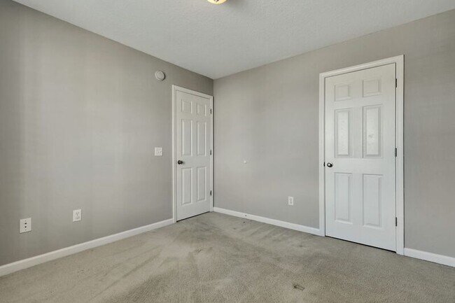 Building Photo - 850 Canyon Oak Loop