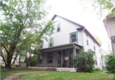 Building Photo - 2519 Lyndale Ave S