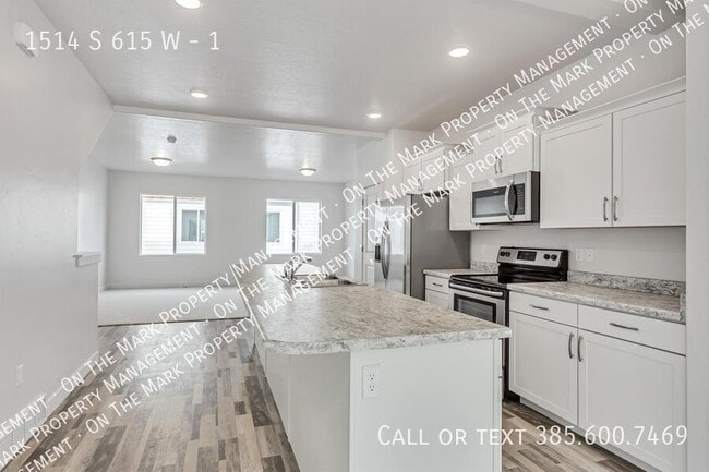 Building Photo - 1514 615 W