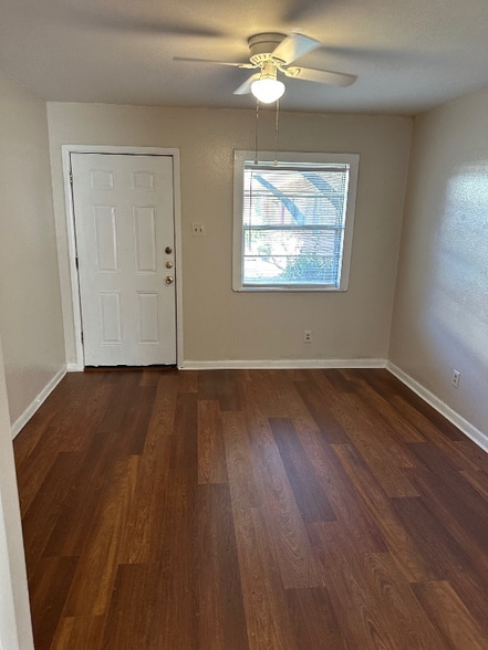 Building Photo - 3701 Sleeper Ave