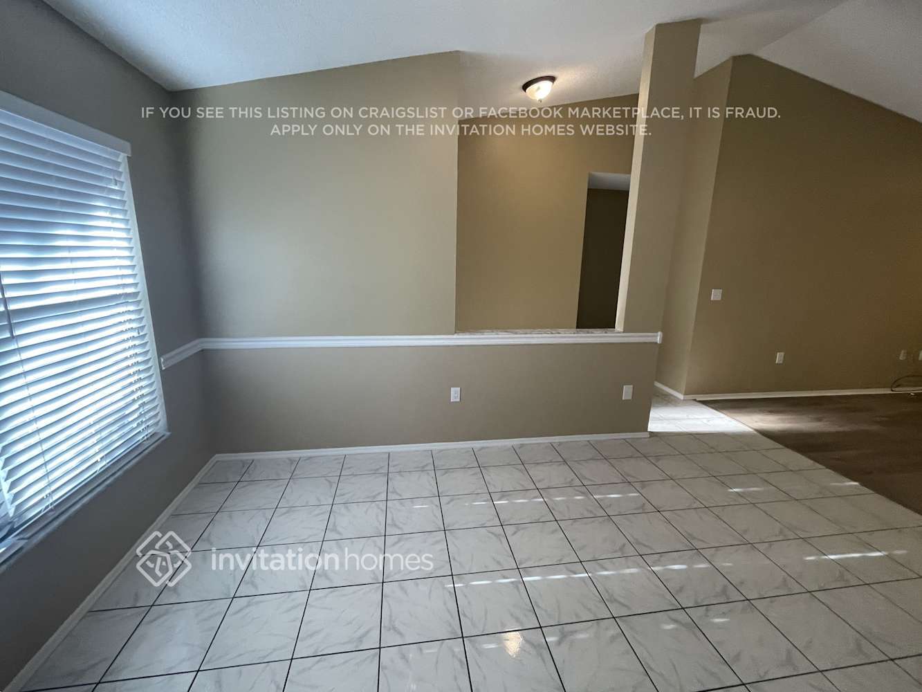 Building Photo - 2204 Tall Oak Ct
