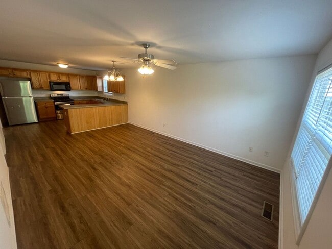 Building Photo - PRE-LEASING FOR AUGUST 2026!