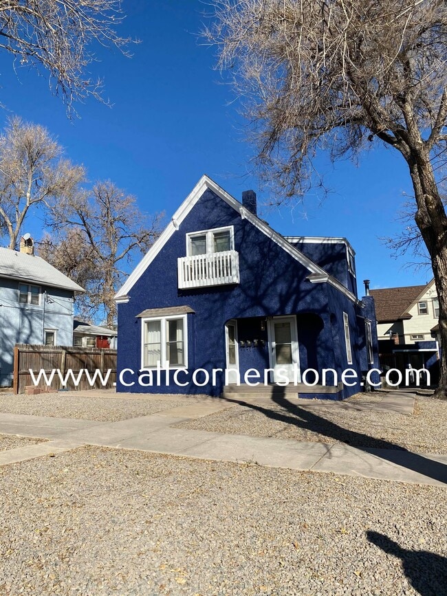 Building Photo - 326 E St Vrain St