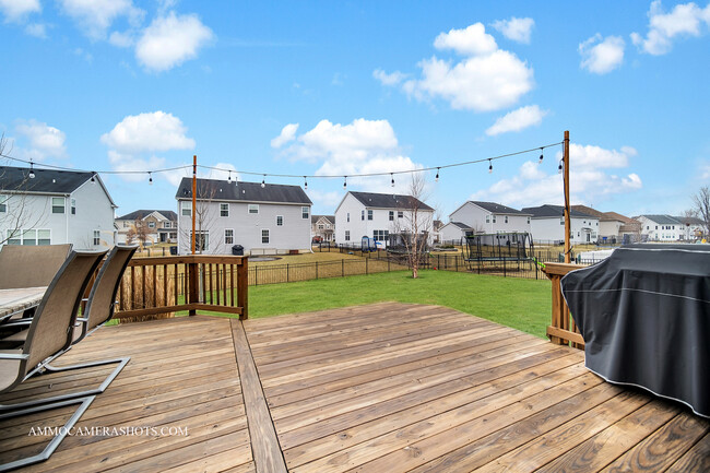 Building Photo - 2305 Brookstone Dr