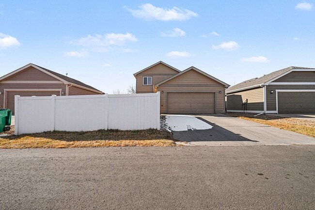 Building Photo - 4316 Paintbrush Dr