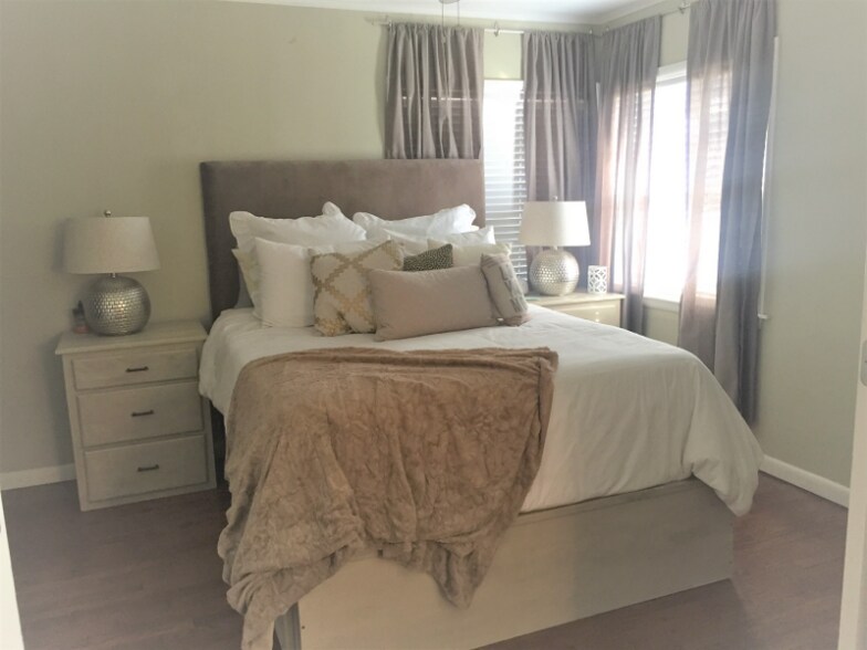 Building Photo - 529 Whitham Ave