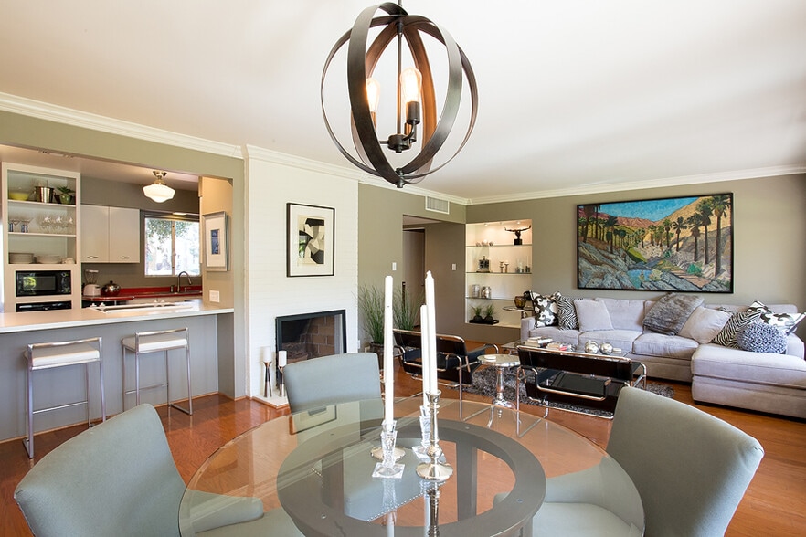 Dining Room - 543 W Coronado Rd