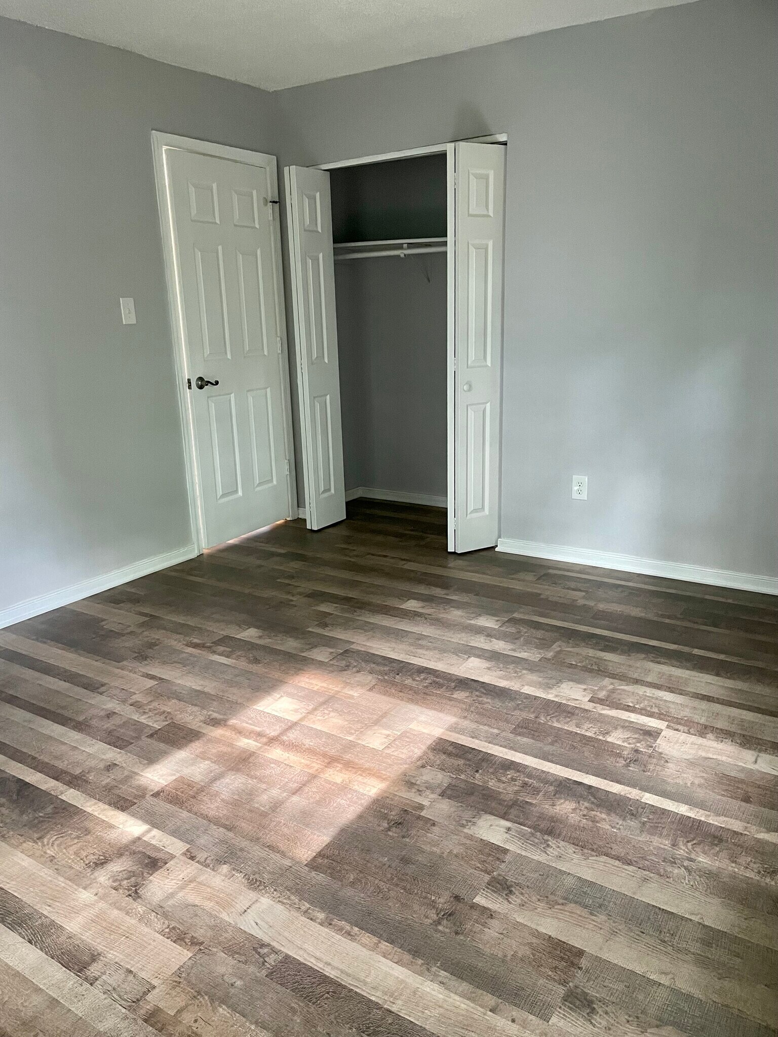 Building Photo - 1700 Choate Pl