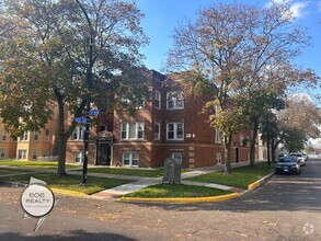 Building Photo - Rehabbed Units in Cicero!