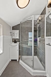 Building Photo - Gorgeous 3 bedroom home in North Versaille...