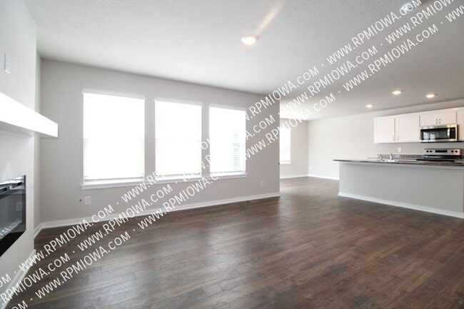 Building Photo - 3009 NW 29th St