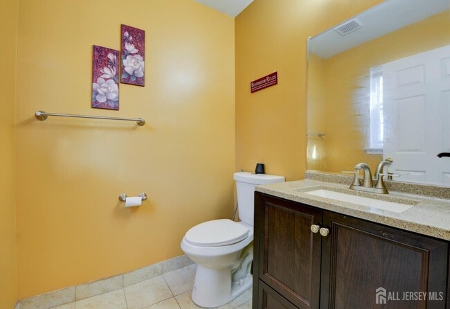 Building Photo - 13 Lackland Ave