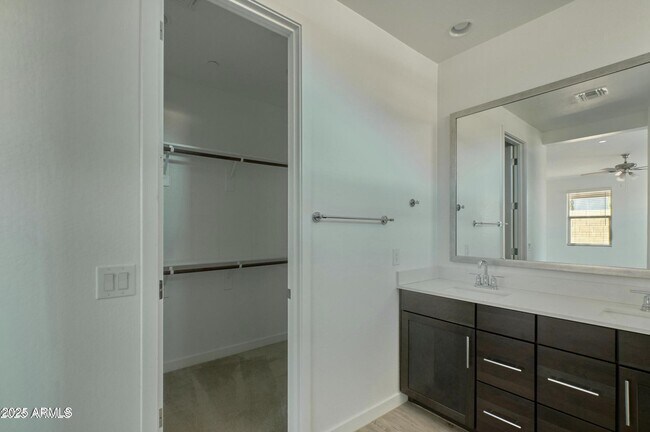Building Photo - 12542 W Cassia Trail