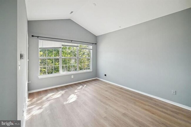 Building Photo - 18500 Boysenberry Dr