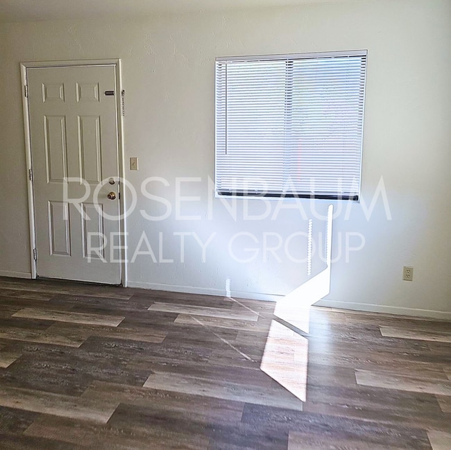 Primary Photo - Charming 1-bedroom, 1-bath duplex apartmen...