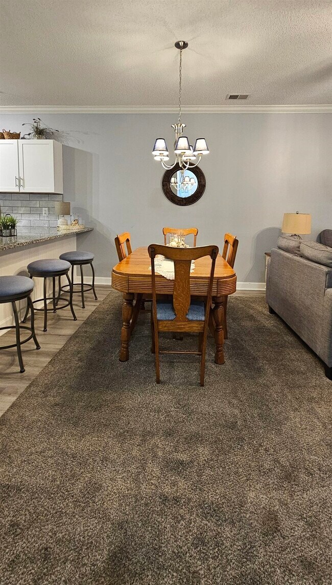 Building Photo - 304 Kiskadee Loop