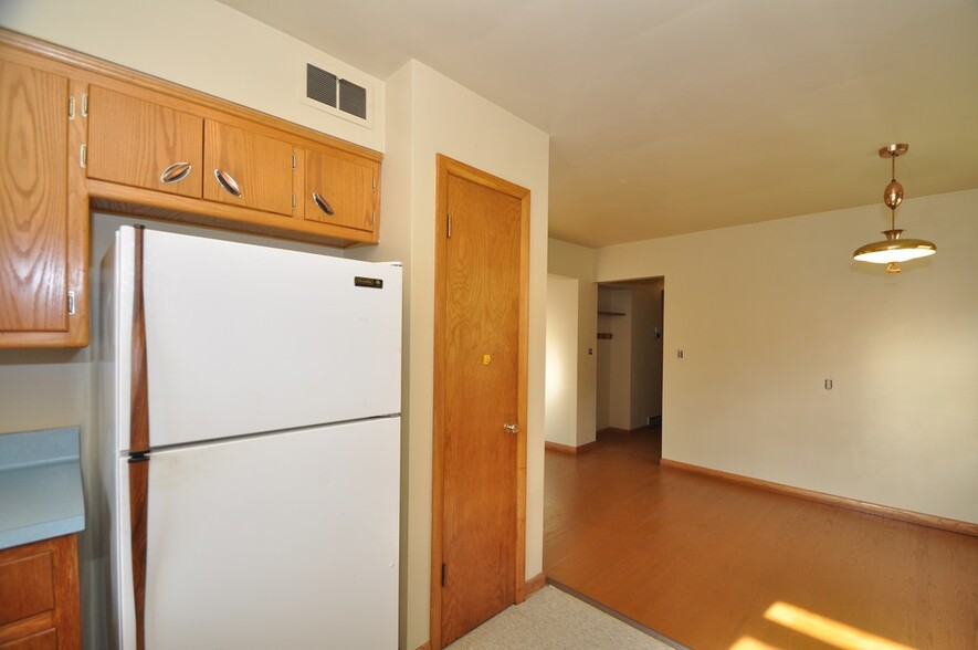 Building Photo - 3036 S Delaware Ave